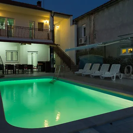 Beachfront Mami Holiday home Poljica (Trogir)